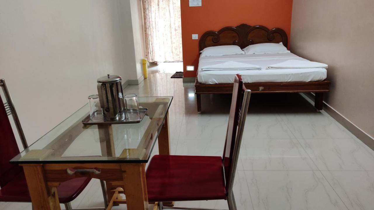 Sibi Lodge Coimbatore Exterior foto